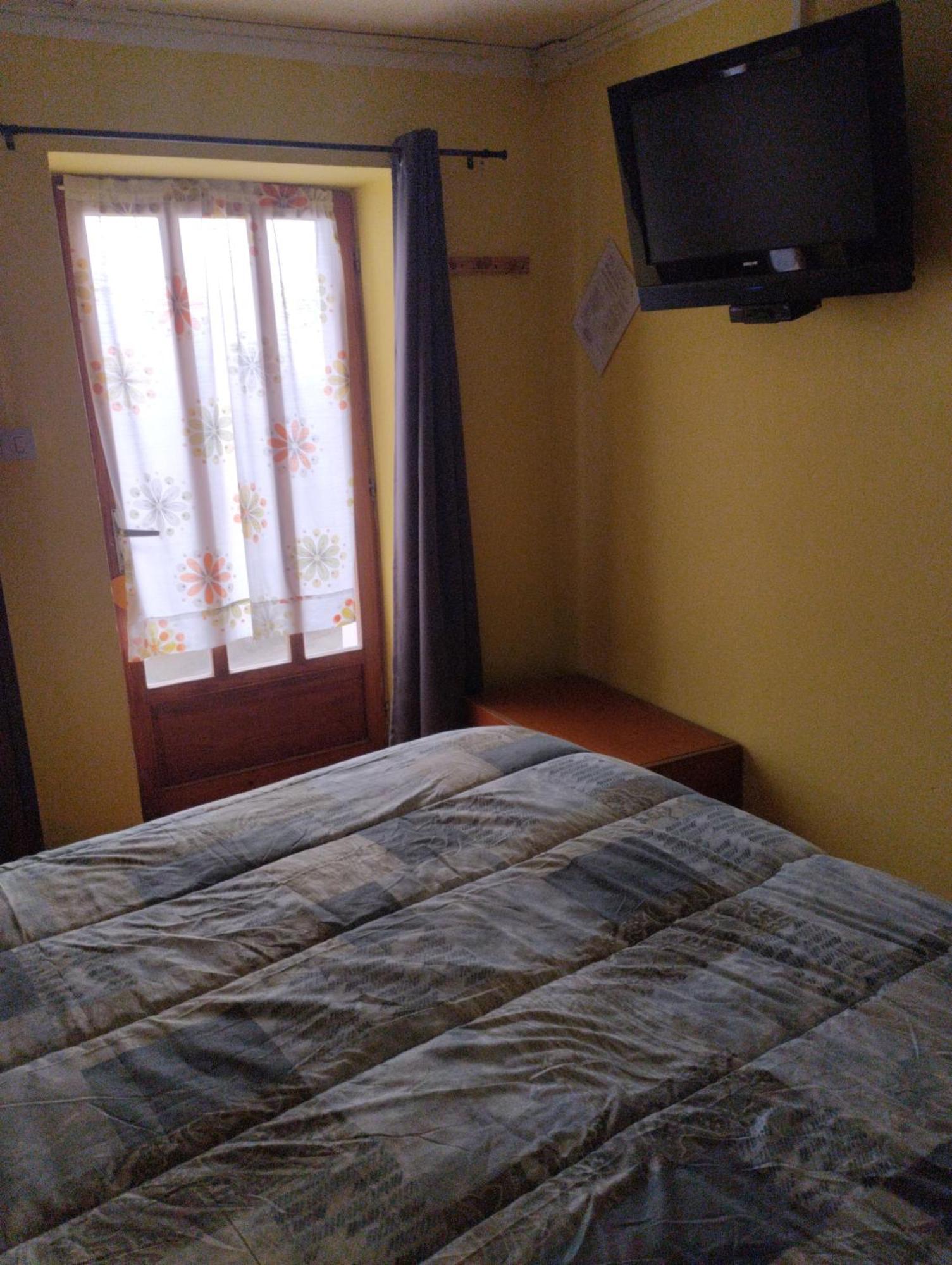 B&B La Marmotta Coazze Habitación foto